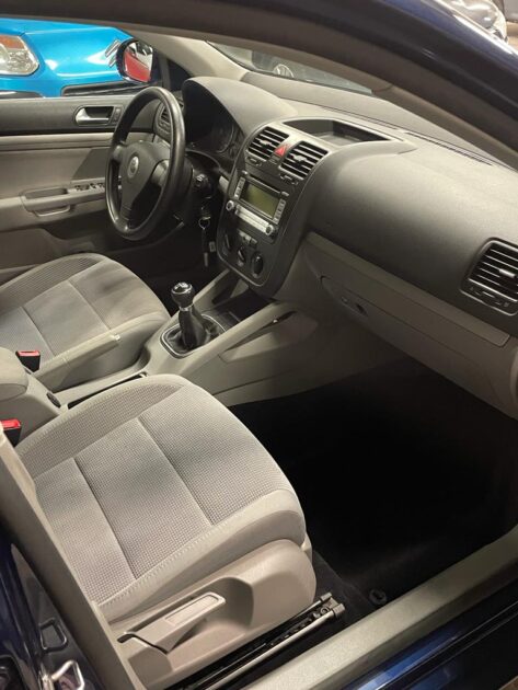 VOLKSWAGEN JETTA III 2006