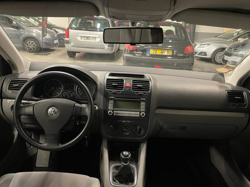 VOLKSWAGEN JETTA III 2006