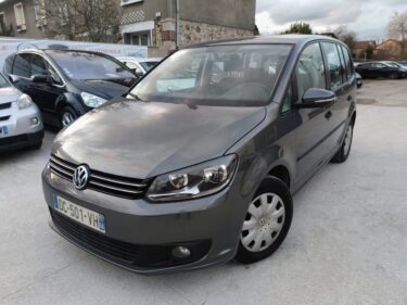 VOLKSWAGEN TOURAN 2014