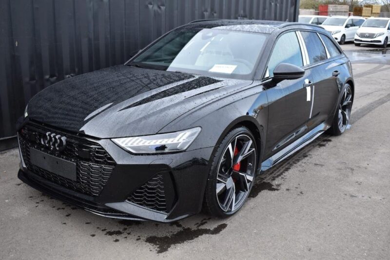 AUDI RS6 2022