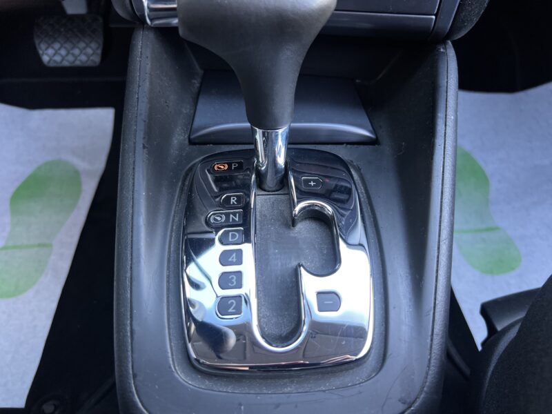 VOLKSWAGEN GOLF 4 1.9 TDI 100 Cv 1ERE MAIN / BOITE AUTO AMENAGE CONDUITE HANDICAPE - Garantie1an