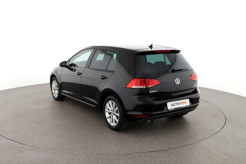 VOLKSWAGEN GOLF 7 LOUNGE TDI 110  2016