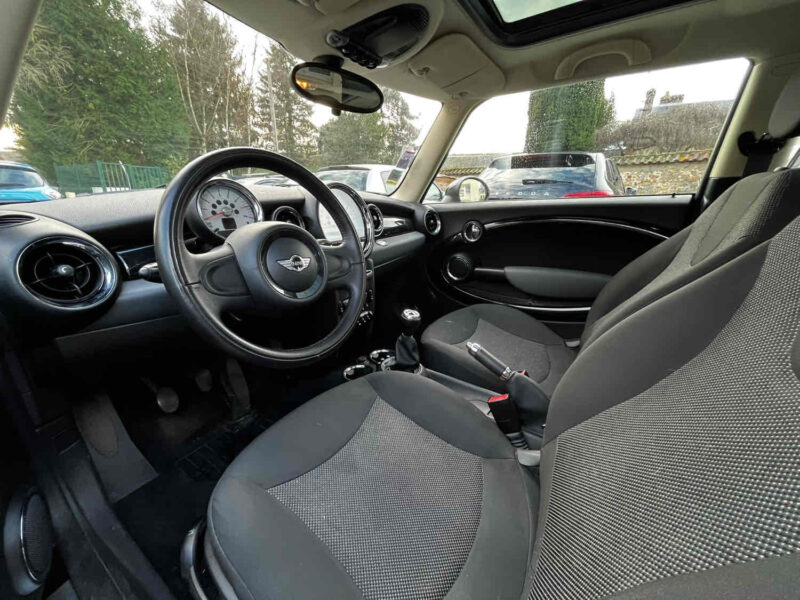 MINI 2012