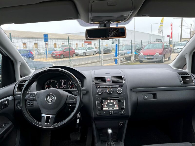 VOLKSWAGEN TOURAN Cup DSG7 2014 7places 