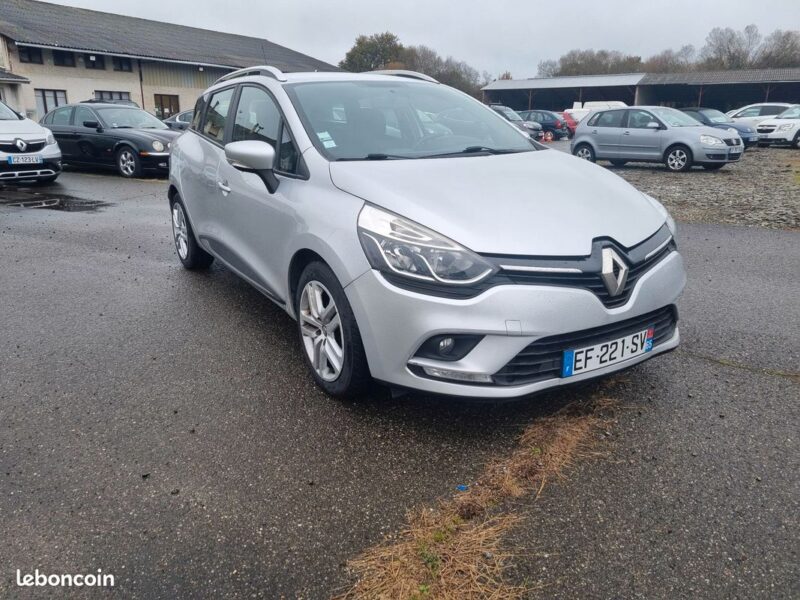 RENAULT CLIO 2016