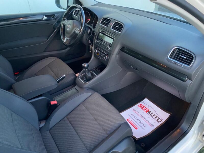 VOLKSWAGEN GOLF VI 2010