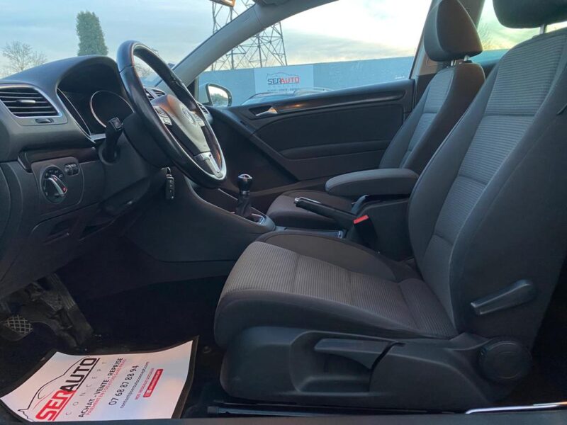 VOLKSWAGEN GOLF VI 2010