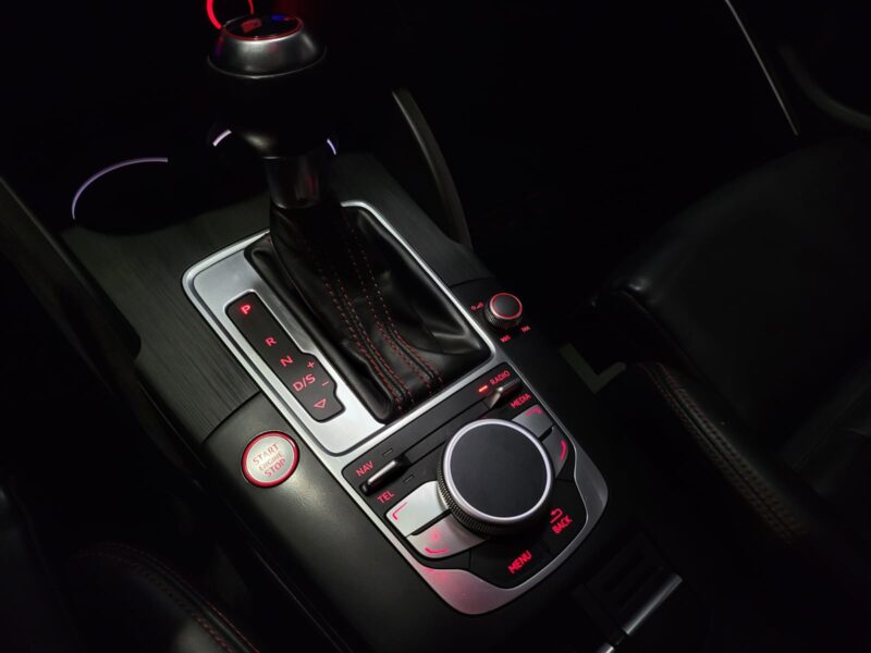 AUDI RS3 Sportback 367CV B&O / TOIT OUVRANT / CAMERA