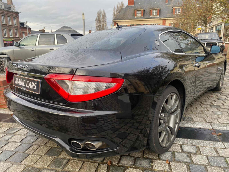 MASERATI GRAN TURISMO 2008