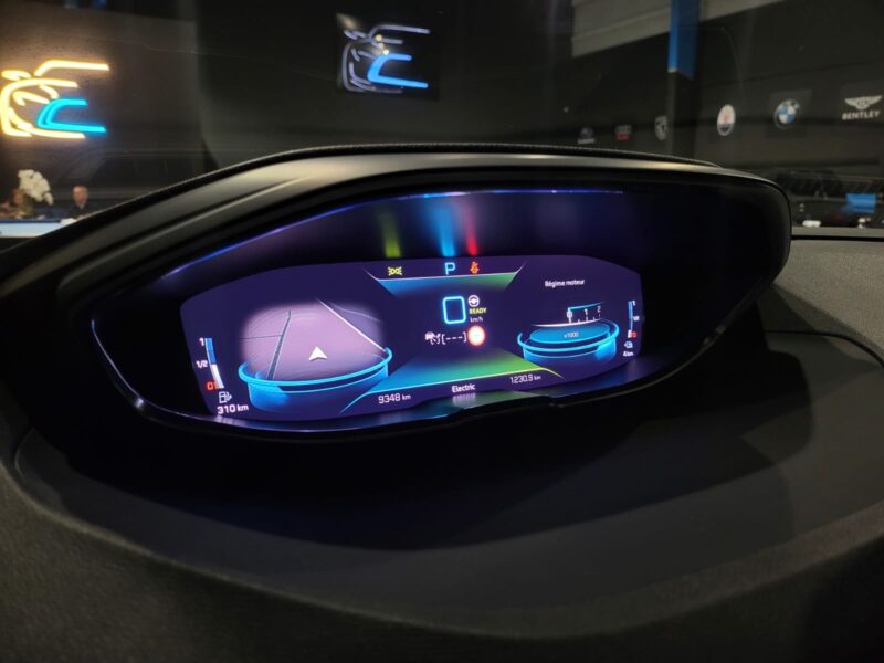 PEUGEOT 3008 GT 225cv 2022 TOIT OUVRANT CARPLAY 