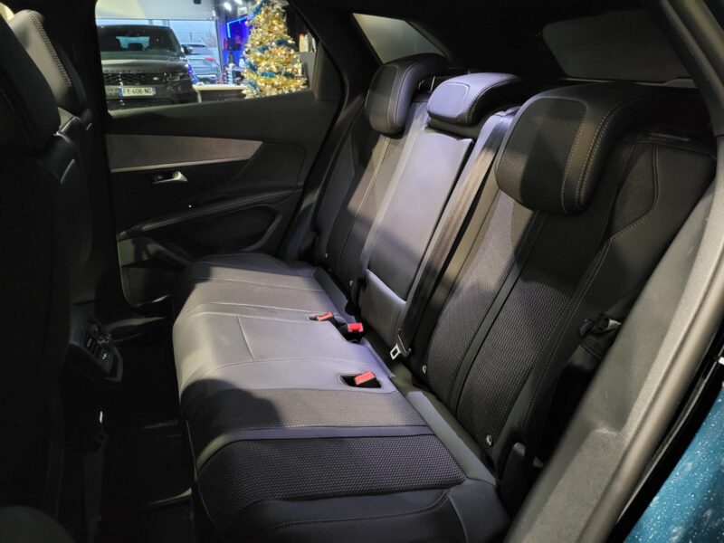 PEUGEOT 3008 GT 225cv 2022 TOIT OUVRANT CARPLAY 