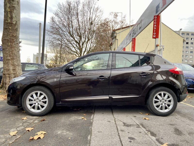 RENAULT MEGANE III 2011