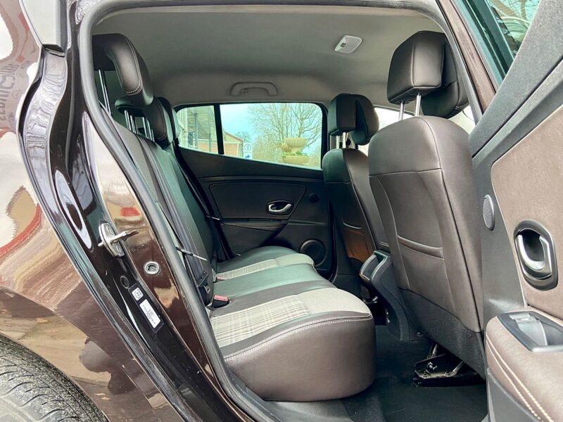 RENAULT MEGANE III 2011