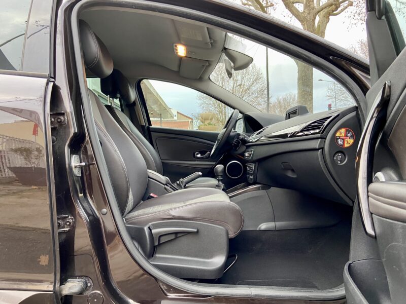 RENAULT MEGANE III 2011