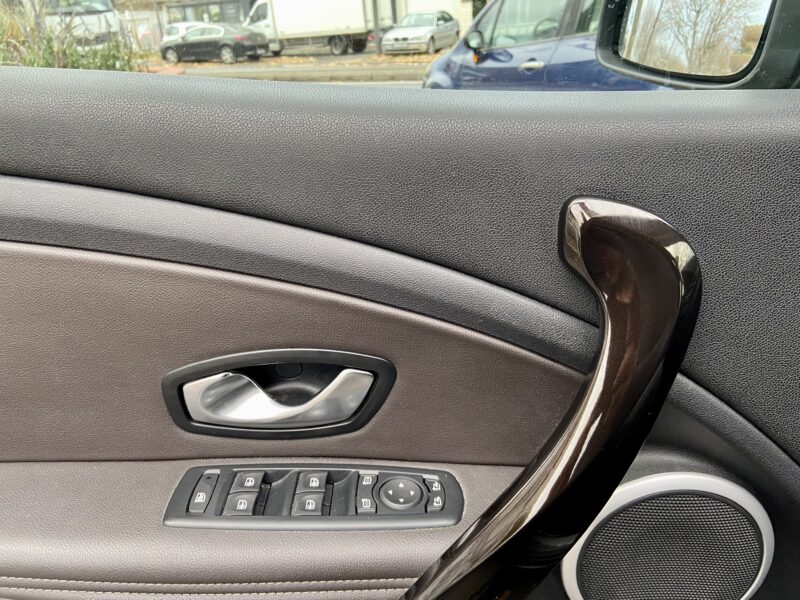 RENAULT MEGANE III 2011