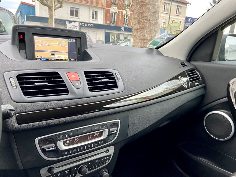 RENAULT MEGANE III 2011