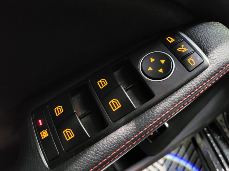 MERCEDES CLA  200 156cv FASCINATION BVA /TOIT OUVRANT/SIEGES ELECTRIQUES