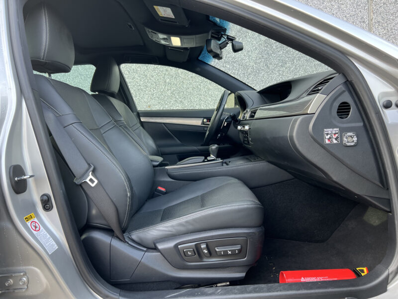 LEXUS GS 300h F Sport 181CH