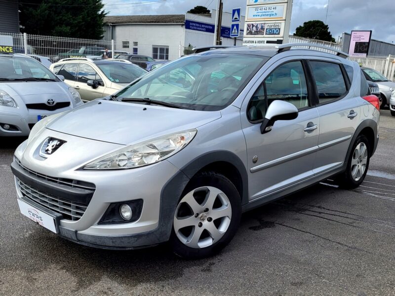 PEUGEOT 207 2012
