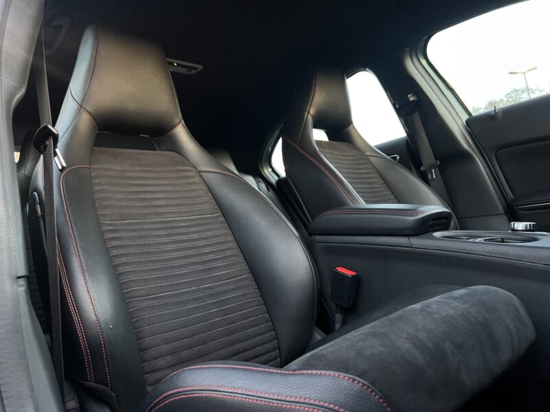 MERCEDES CLASSE A III 180 PACK AMG 1.6i 122 Cv FASCINATION / MOTEUR A CHAINE MERCEDES - Garantie1an