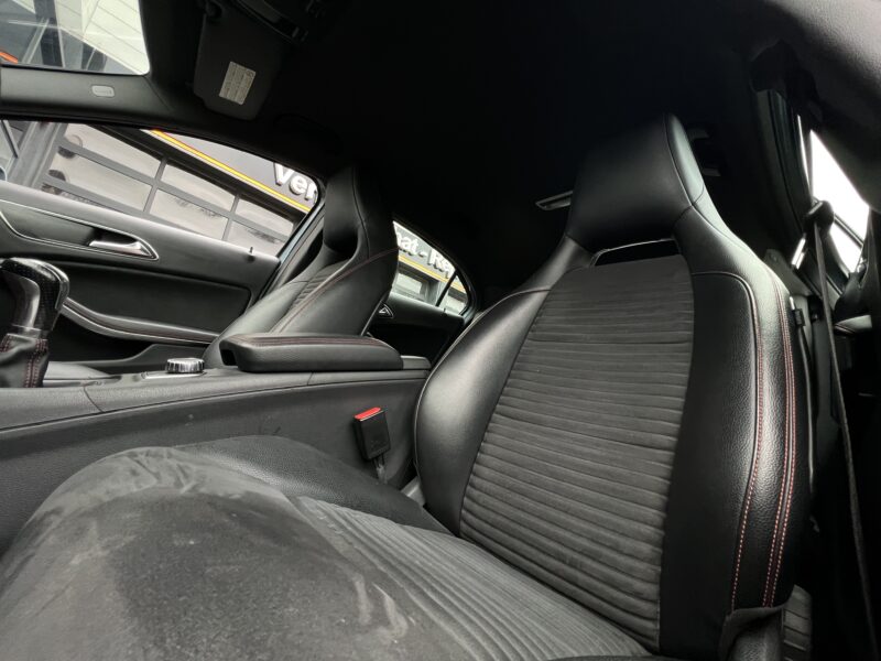 MERCEDES CLASSE A III 180 PACK AMG 1.6i 122 Cv FASCINATION / MOTEUR A CHAINE MERCEDES - Garantie1an