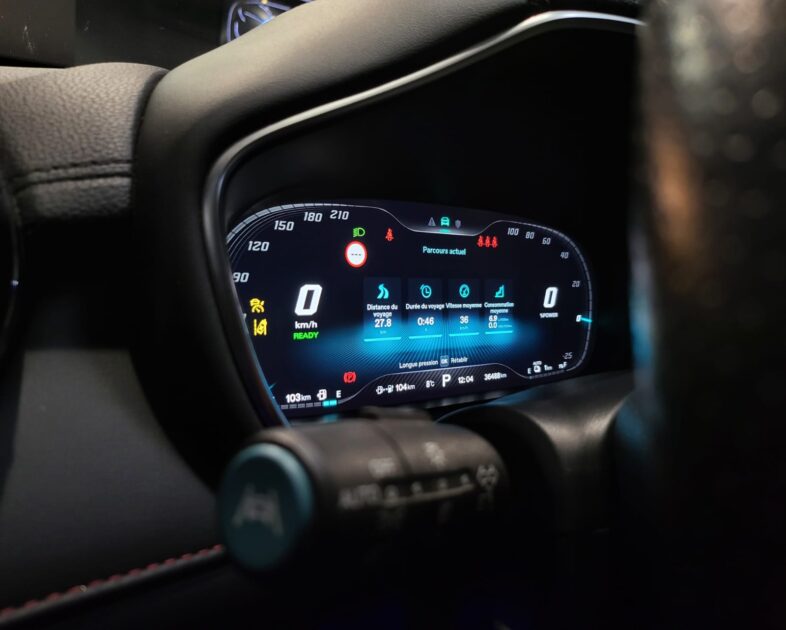 MG EHS Hybrid 258cv TOIT OUVRANT CARPLAY 