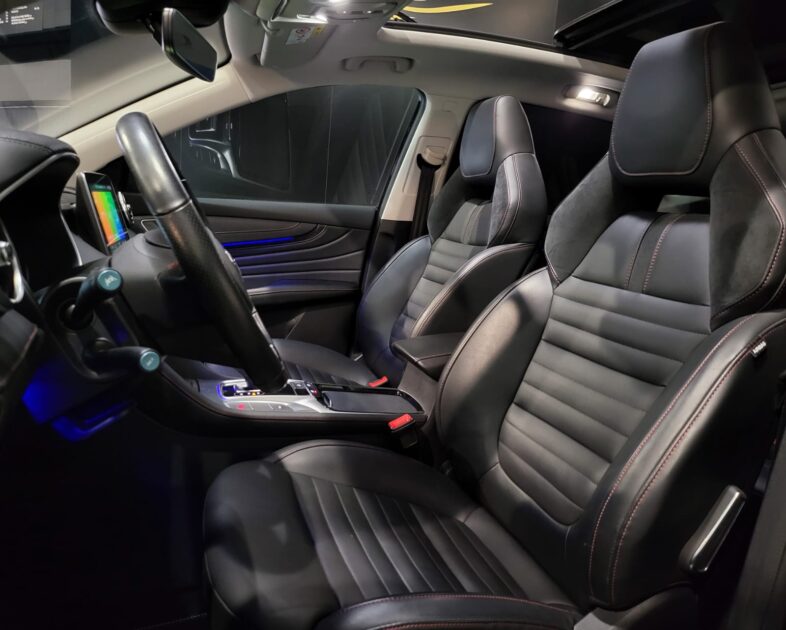 MG EHS Hybrid 258cv TOIT OUVRANT CARPLAY 