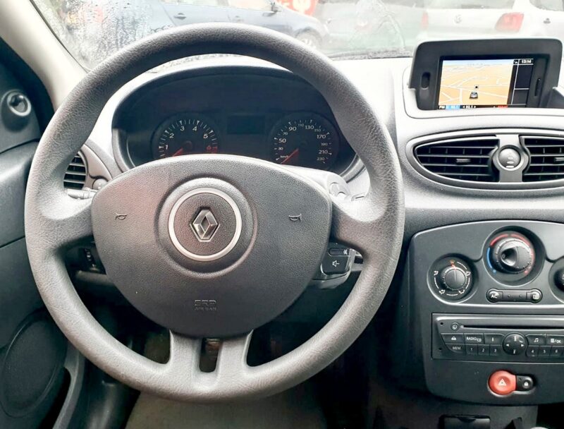 RENAULT CLIO 2013