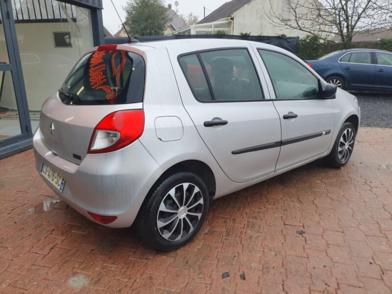 RENAULT CLIO 2013