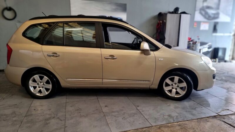KIA CARENS III Monospace 2009