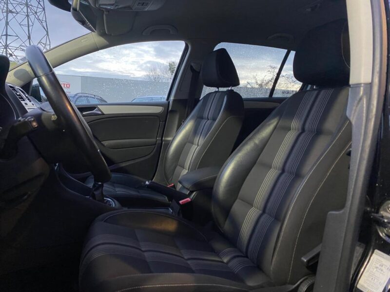 VOLKSWAGEN GOLF VI 2012