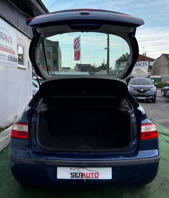 RENAULT LAGUNA II 2001