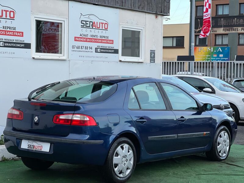 RENAULT LAGUNA II 2001