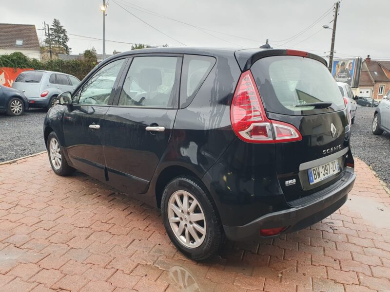 RENAULT MEGANE SCENIC 2011