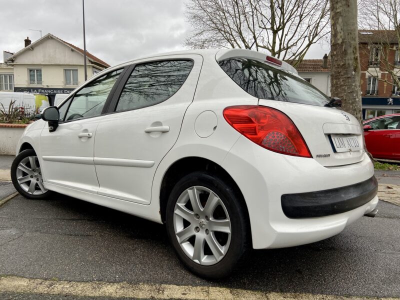 PEUGEOT 207 2007