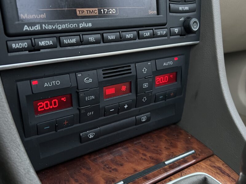 AUDI A4 II B6 CABRIOLET 1.8 TURBO 163 Cv CUIR GPS AMBITION LUXE / ORIGINE FRANCE - Garantie1an