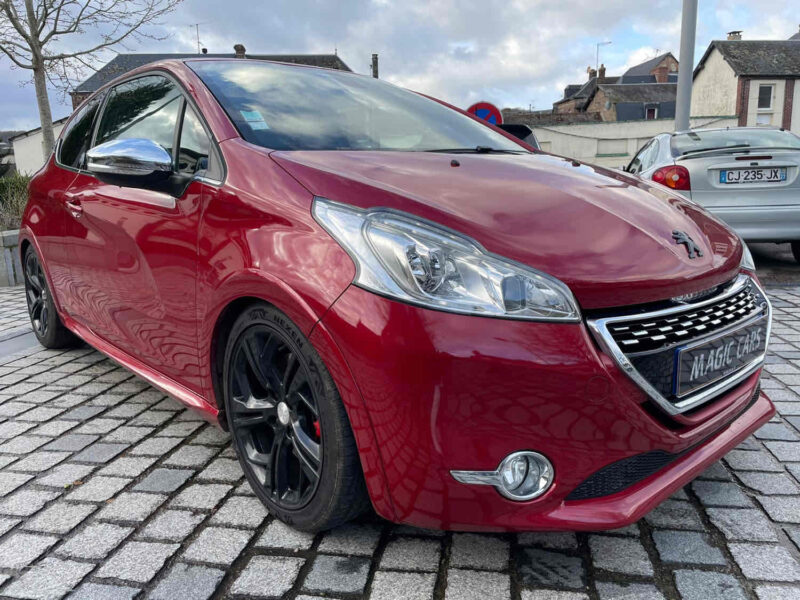 PEUGEOT 208 I 2015