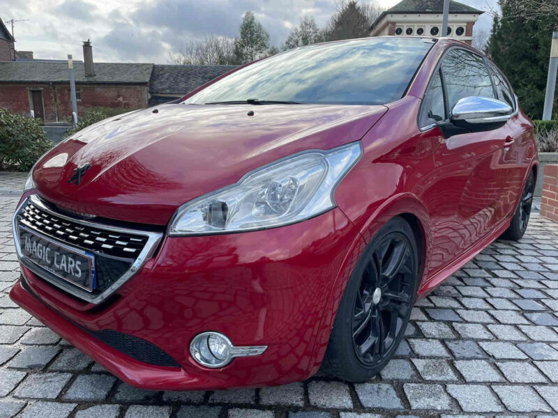 PEUGEOT 208 I 2015