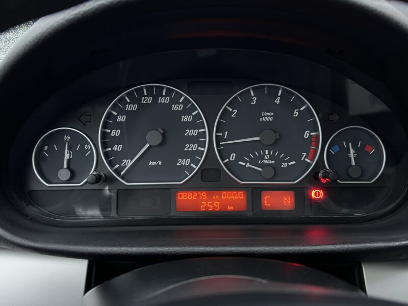 BMW SERIE 3 E46 330 Ci COUPE 3.0 6 CYLINDRES 231 Cv 1ERE MAIN / BOITE AUTO 88 200 Kms - Garantie1an