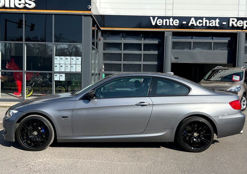 BMW SERIE 3 COUPE E92 PHASE 2 LCI 330D XDRIVE 3.0 6 CYLINDRES 245 Cv PACK M SPORT - Garantie1an