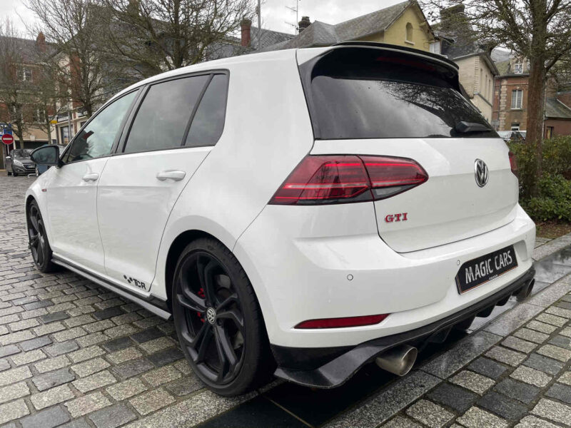 VOLKSWAGEN GOLF VII 2019