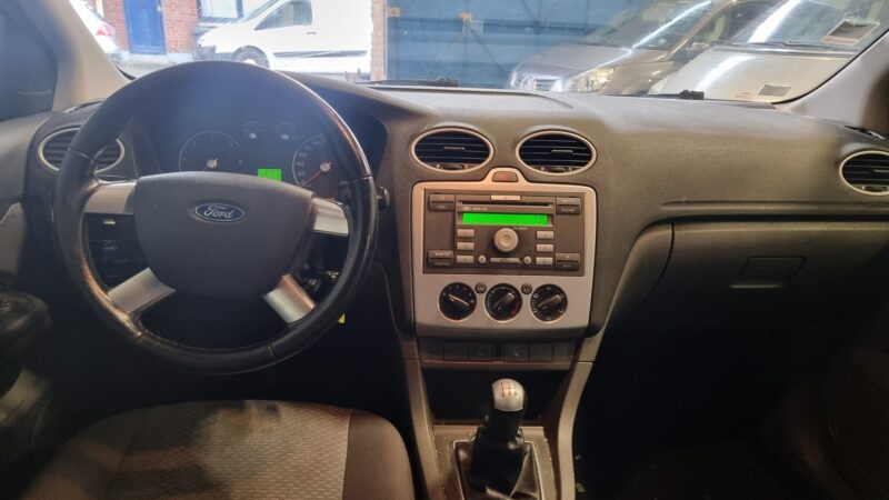 FORD FOCUS II 2005