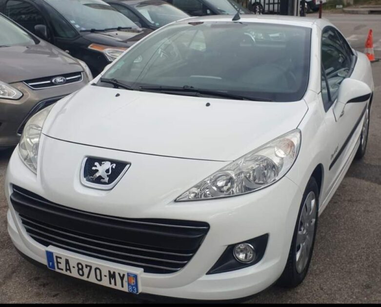 PEUGEOT 207 CC 2011