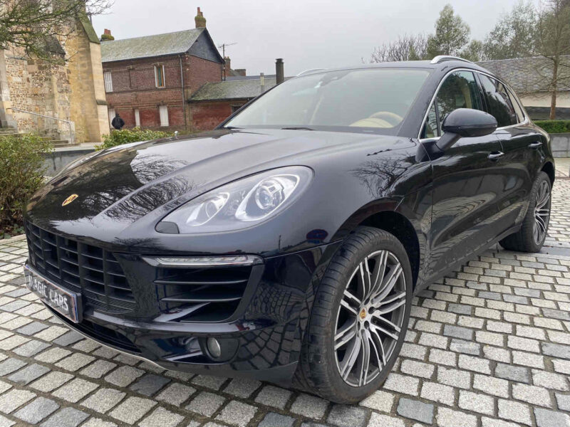 PORSCHE MACAN 2016