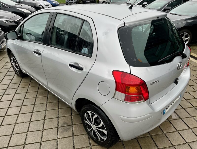 TOYOTA YARIS 1.0 VVT-i Edition Limited