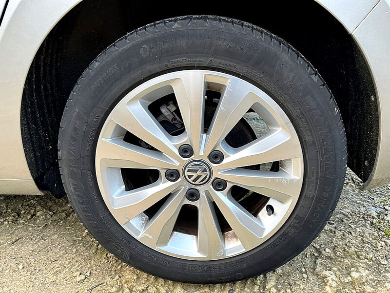 VOLKSWAGEN GOLF SPORTSVAN VII 2014