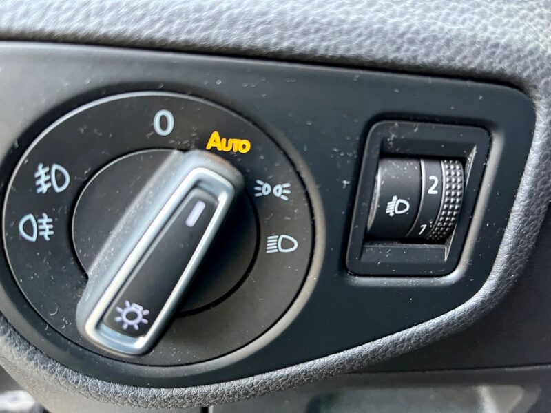 VOLKSWAGEN GOLF SPORTSVAN VII 2014