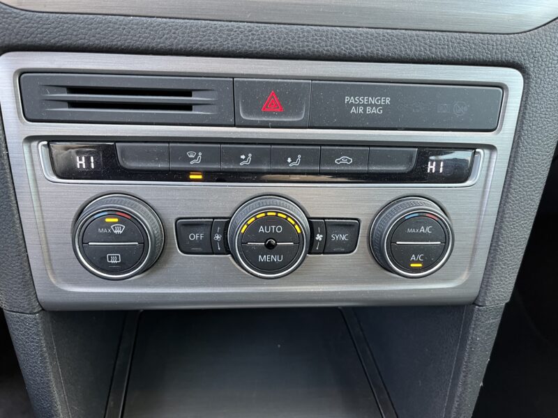 VOLKSWAGEN GOLF SPORTSVAN VII 2014