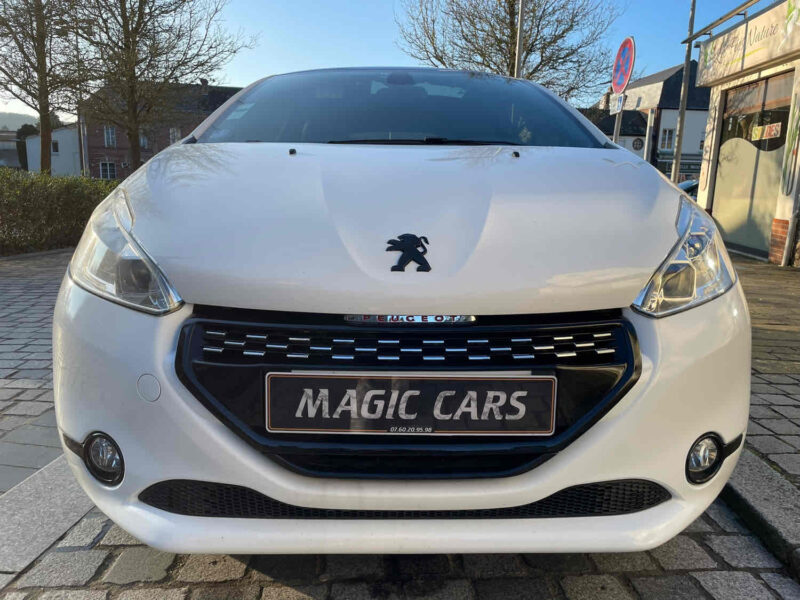 PEUGEOT 208 I 2013