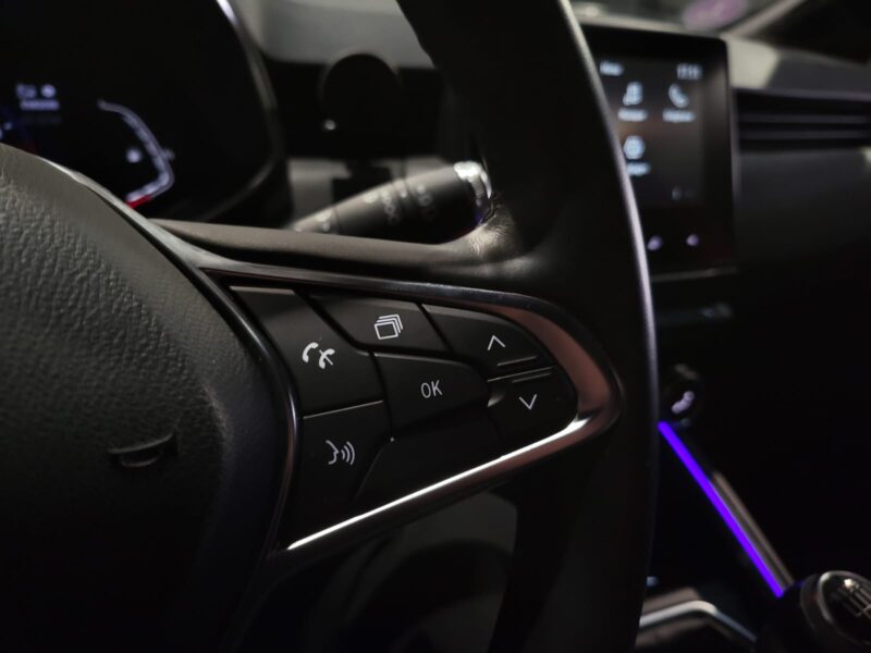 RENAULT CLIO V 90 CV INTENS SIEGE ET VOLANT CHAUFFANT